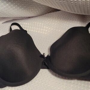 36c Secret Treasures Black Plunge Bra RN52469 padded underwire tshirt bra 52469